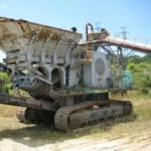Продается дробильная установка Komatsu   BR300