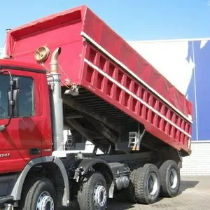 Самосвал  Mercedes Actros 