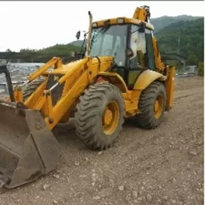 Экскаватор — погрузчик JCB 4CX 