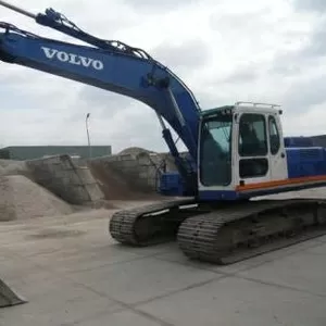  Гусеничный экскаватор Volvo EC210BLC