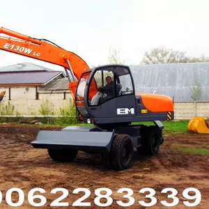 Пневмоколесный экскаватор Е160W ЭКСМАШ (Россия)