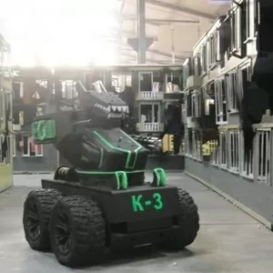 Игровой клуб Кибер Зона. Бои роботов