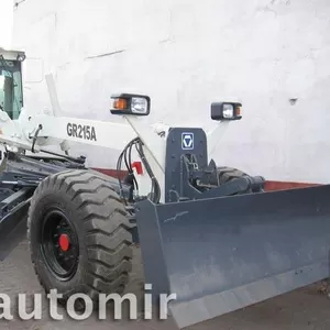 Продам в наличии Полноприводный  Автогрейдер XCMG GR215A. 