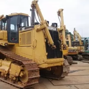 Бульдозер CAT D8N.