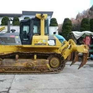 Бульдозер Komatsu D-85EX-15.