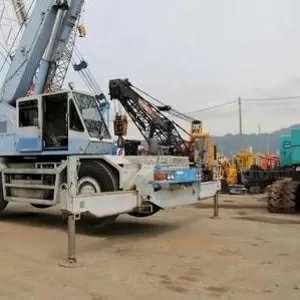 Кран Komatsu LW-250-3.
