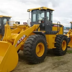  Продам в наличии Фронтальный Погрузчик XCMG  LW500F(K). 