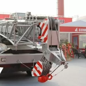 Китайский короткобазный кран FUWA FRC25