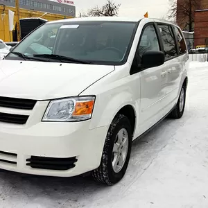 2010 Dodge Grand Caravan от салона AutoMay