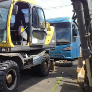 Колесный экскаватор Volvo EW130 2004 года выпуска