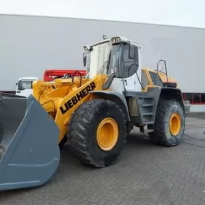 LIEBHERR L576-фронтальный погрузчик