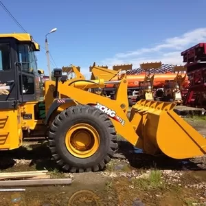  Фронтальный погрузчик XCMG LW500FL        