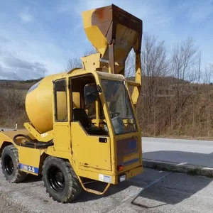 Carmix 2.5-самозагружающийся бетоносмеситель