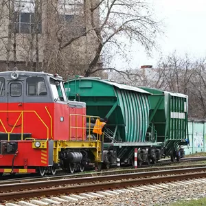 Маневровый односекционный тепловоз ТГЭМ - 40.