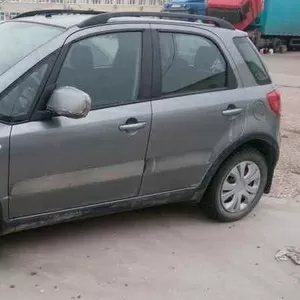 Европейский автомобиль (Венгрия) Suzuki SX4 2010 год цвет серый,  