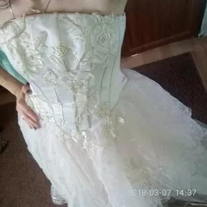 Платье свадебное