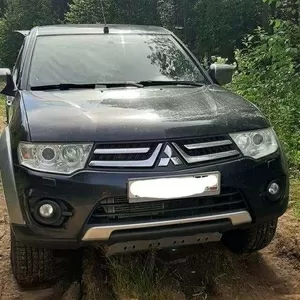 Продам автомобиль MITSUBISHI L 200 2014 г.в.