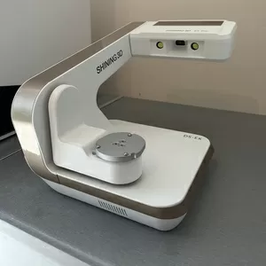 Shining3D AutoScan-DS-EX Pro 3D dental scanner