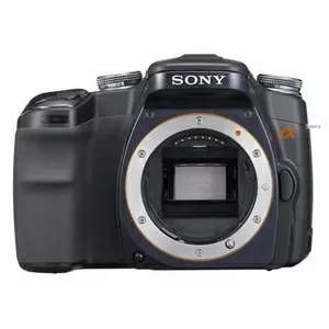  Sony Alpha 100           