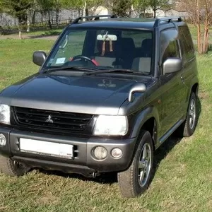 Продаю автомобиль Mitsubishi Pajero Mini 