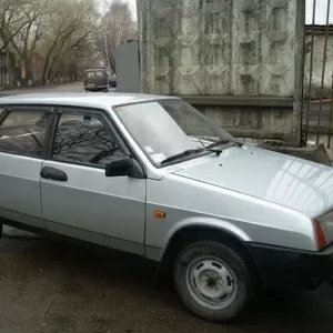 Продам Ваз 21093 серебристо голубого цвета,  2001