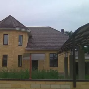 Продаю Дом Ю/З,  ул Соборная,  333 кв/м,  2-эт,  9сот. земли  тел. 46-70-0