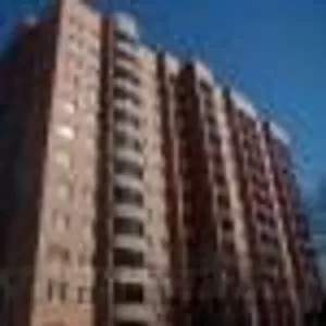Продаю 1-комн. кв.,  ул. 50 лет ВЛКСМ 18,   ст.,  шт.,  43, 3кв/м,   новосто