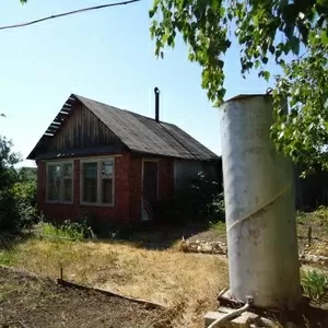 Дом с земельным участком.