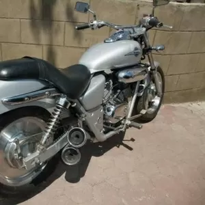 Продам мотоцикл Honda Magna V Twin 