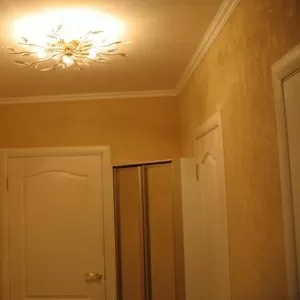 В г. Белгород,  по ул. Чехова 9 продается трехкомнатная,  в отличном сос