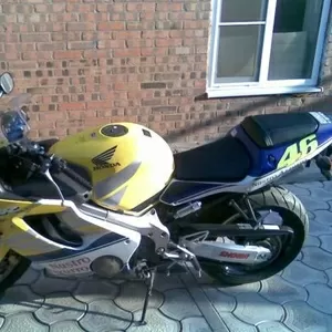 Продаю мотоцикл HONDA CBR 600 F4i,  2003 года выпуска