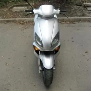 продаю скутер yamaha maxster 125