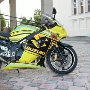 Suzuki GSX-R 1000 K4  