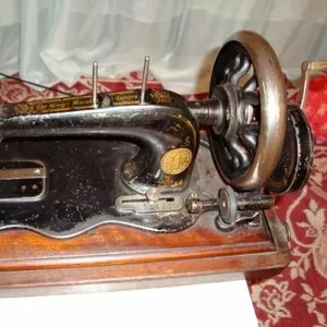 Продаётся  швейная машинка singer mfg c0 n.y trademark  
